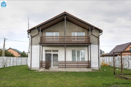 Продаж комфортного будинку