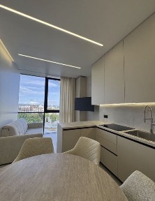 Продаж 2 кім - набережна перша лінія -ЖК Uzh Towers