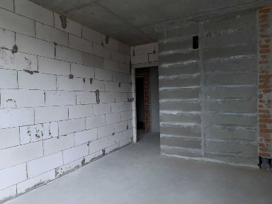 Продаж 1к квартири Озеро закритий двір швидкий виїзд на Київ