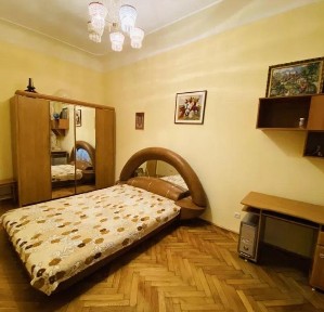 Оренда 2 кім кв по вул. Дорошенка 20000
