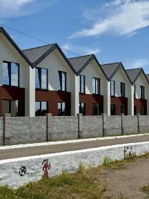 Котеджі в центрі Шпанова (3км. від Рівного)