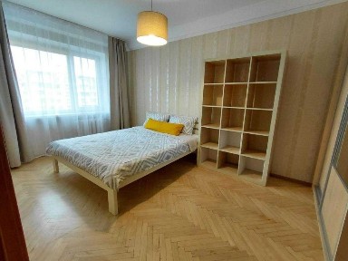 Ентузіастів 31/1, сучасна суміжна 2к, є ГАЗ, Русанівка, м Лівобережна