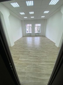 Здам офіс з водою в 1 хвилині від метро Гагаріна