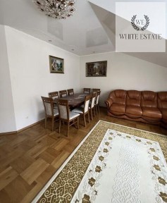 Продаж 3 кім. Квартири вул. Коновальця