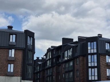 Продаж 2-кімнатної квартири 69 м², Покровська вул., 24
