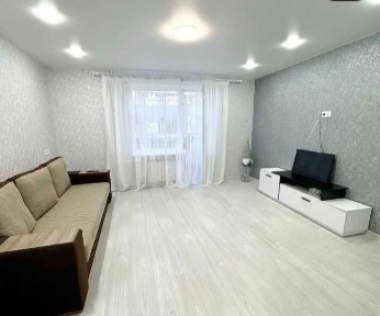 3к! квартира, Мотель, 4/9 поверх, 72 м2, євроремонт, роздільні кімнати