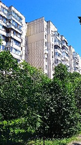 Київ, Автозаводська вул., 5