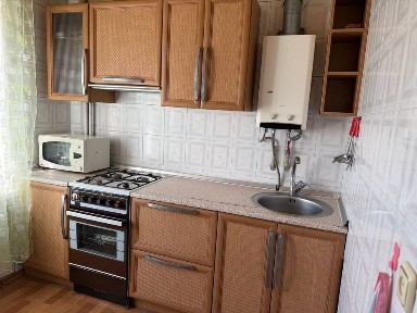 Оренда 2к квартири на пл. Визволення