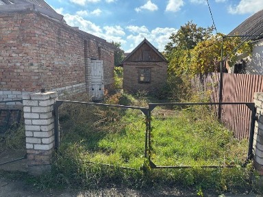 Двухэтажный дом с мансардой и терассой (ТОРГ уместен)