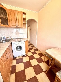Продам 3-х квартиру вул. Холодноярськоч бригади