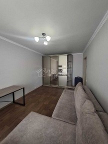 Продаж 2 к квартири пр-т Аерокосмічний