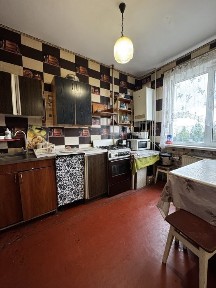 Продам 3-кімнатну квартиру на Попова