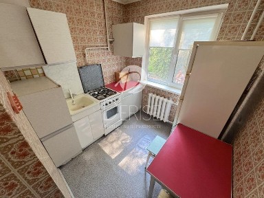 Киев, Николая Василенко ул., 8