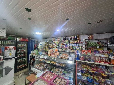 Продаж приміщення з територією у центрі міста на фасаді