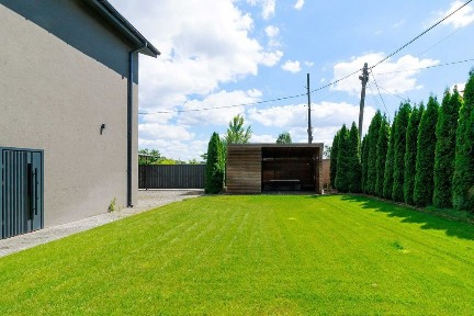 Продаж сучасного будинку 300 м² біля озера | Осокорки | 4,5 км до метро Славутич | провулок Східно-Дальній