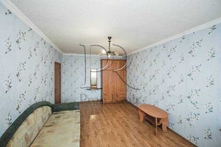 Київ, Сабурова вулиця, 17