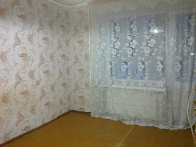 ПРОДАЮ 1 кім. Кв 2/9Цегла М/П Вікна. Б/Двері Поряд Ринок. Поліклініка
