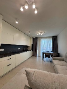 Продад 2-х кімнатної West Towers.