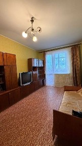 Сдам 3 ком. квартиру Бучмы 42Б м. Салтовское