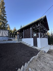 Продається будинок в Яблуниці (Буковель)