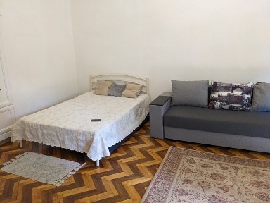 Продам квартиру на Пекарській