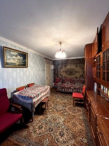 Продаж 3х кімнатної квартири в р-ні 700 річчя. Новинка