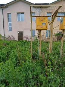 Продаж котеджу з землею біля міста