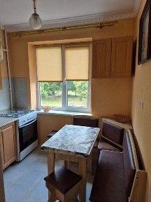 Оренда двох кім. квартири по вул. Занковецької