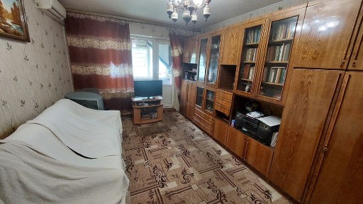 Продається квартира на червоної калини