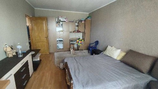 Продаж 1к квартири Закревского 69
