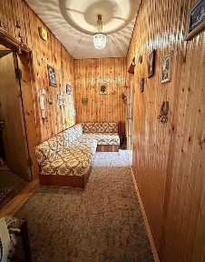 продаж 1к квартири Червоної Калини 52