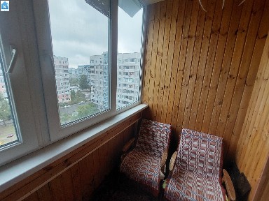 ПРОДАЖ 3-КІМН. КВАРТИРИ З ЧУДОВИМ КРАЄВИДОМ НА 5 МКРН (ЛІВИЙ БЕРЕГ)