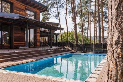 Київська область, Нові Безрадичі