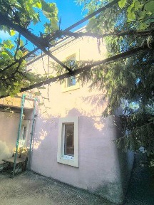 Продам 2-пов. будинок в Підгородному із своїм берегом