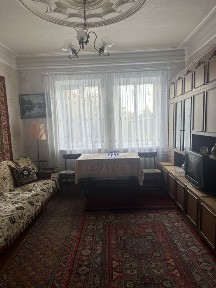 Продам пол дома в центре города! С Автономным Газовым Отоплением.
