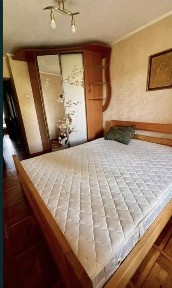 Продам 3 комнатную квартиру на Холодной горе, кирпичный дом