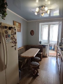 Продажа 3-ком. квартиры с ремонтом и видом на парк! Центр Хортицкого р-на