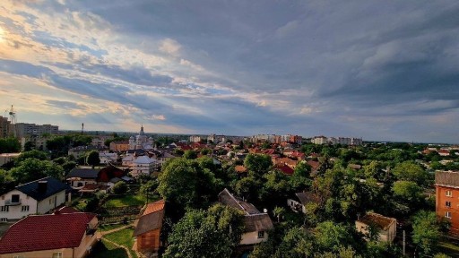 Продається двохрівнева 4-кім квартира у м. Стрий