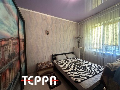 Оренда 2-кімнатної квартири зі своїм двором