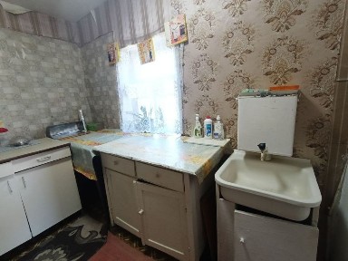 Здається затишний цегляний будинок із власною ділянкою