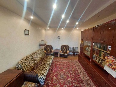 ПРОДАЖ 3-кімн. квартири з чудовим краєвидом на 5 мкрн (ЛІВИЙ БЕРЕГ) (Н)