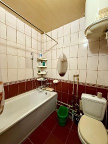 Здається 2к квартира на 1поверсі
