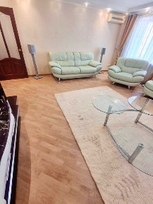 Продам квартиру Левка Лук'яненка 2/4