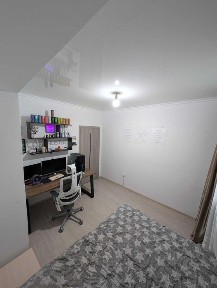 Продається 2-кімнатна квартира з ремонтом на Ближньому Замості