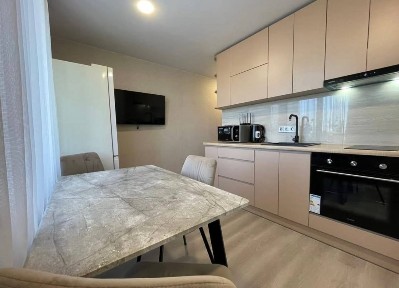Продаж 1-кімнатної квартири 30 м², Богдана Хмельницького просп.