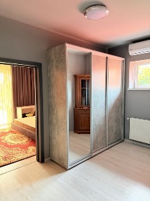 Орендаквартири в центрі міста. 80 кв. м.Світло цілодобово.