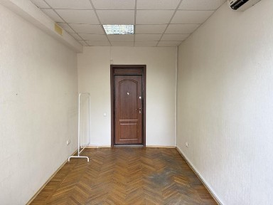 Офіс у центрі за 3300 грн/міс | Паркінг, кондиціонер