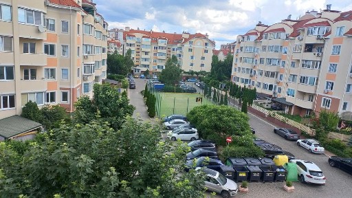 Продам 3 кімнатну Святопетрівське.