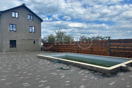 Продажа дома 275.3 м², Крутогорная ул.