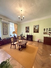 Продам трикімнатну квартиру на Дубенській БОС 13